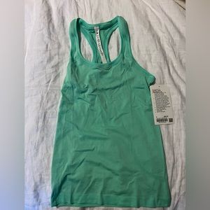 Lululemon Swiftly Tech Racerback Tank 2.0 size 4